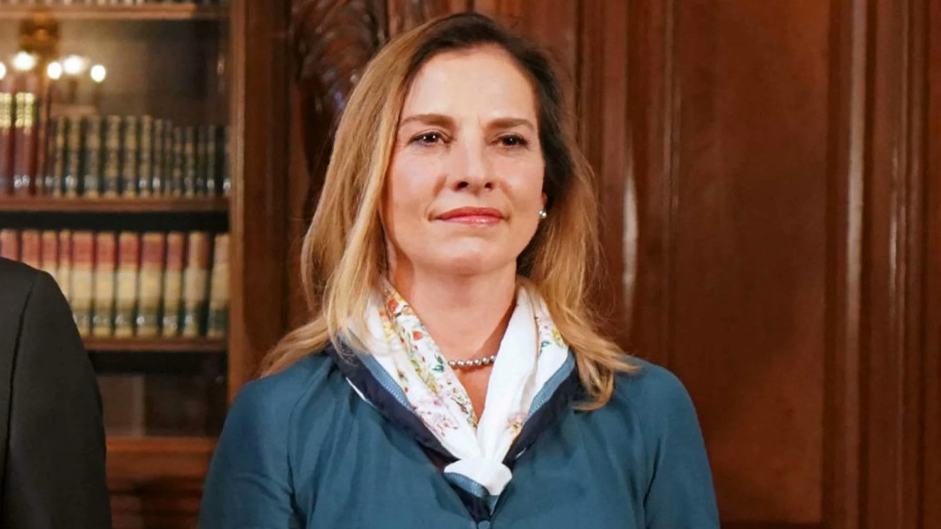 Beatriz Gutiérrez quiere la nacionalidad española, asegura periodista.