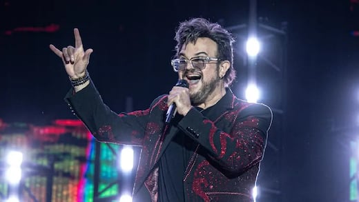 ¿Lo que le pasó a Aleks Syntek fue un brote psicótico o un grito desesperado de auxilio emocional?
