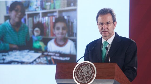 Esteban Moctezuma durante su mensaje en la mañanera.