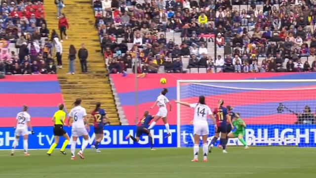 Real Madrid ganó por primera vez el Clásico Femenil Español ante FC Barcelona.