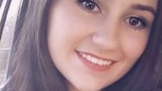 Maestra es acusada de tener sexo con un alumno