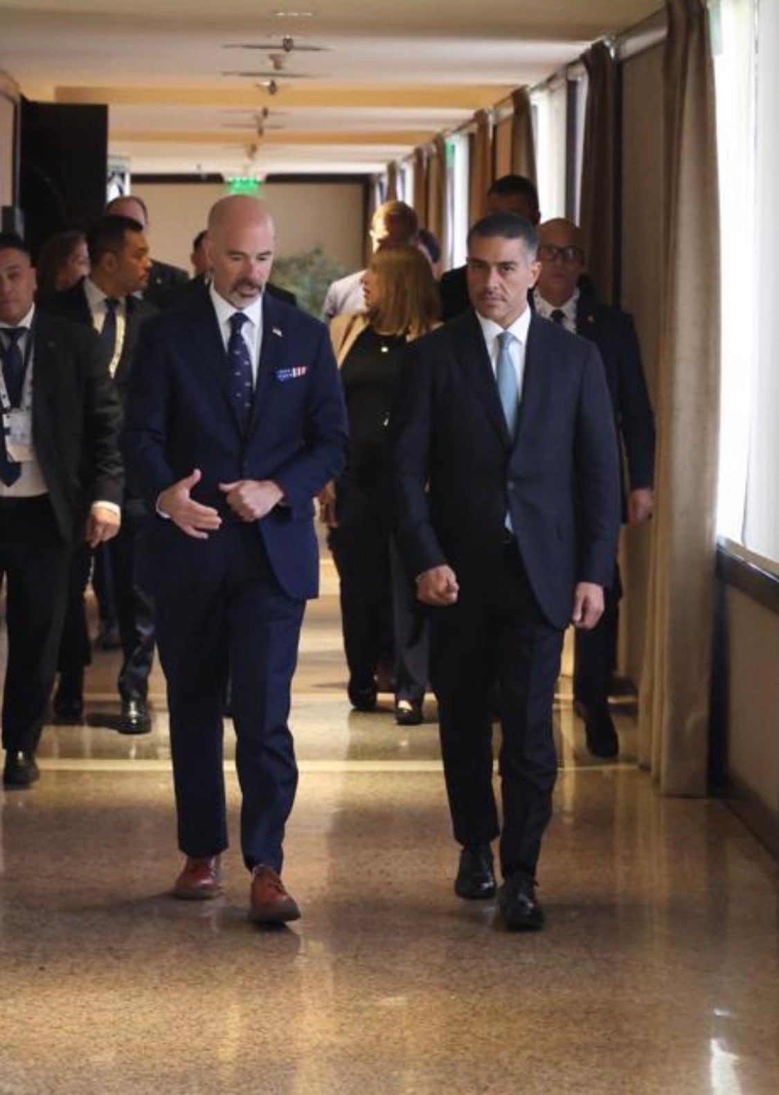Harfuch presenta avances de México contra el crimen organizado ante la DEA