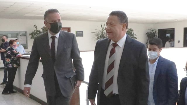 Santiago Nieto con Julio Menchaca