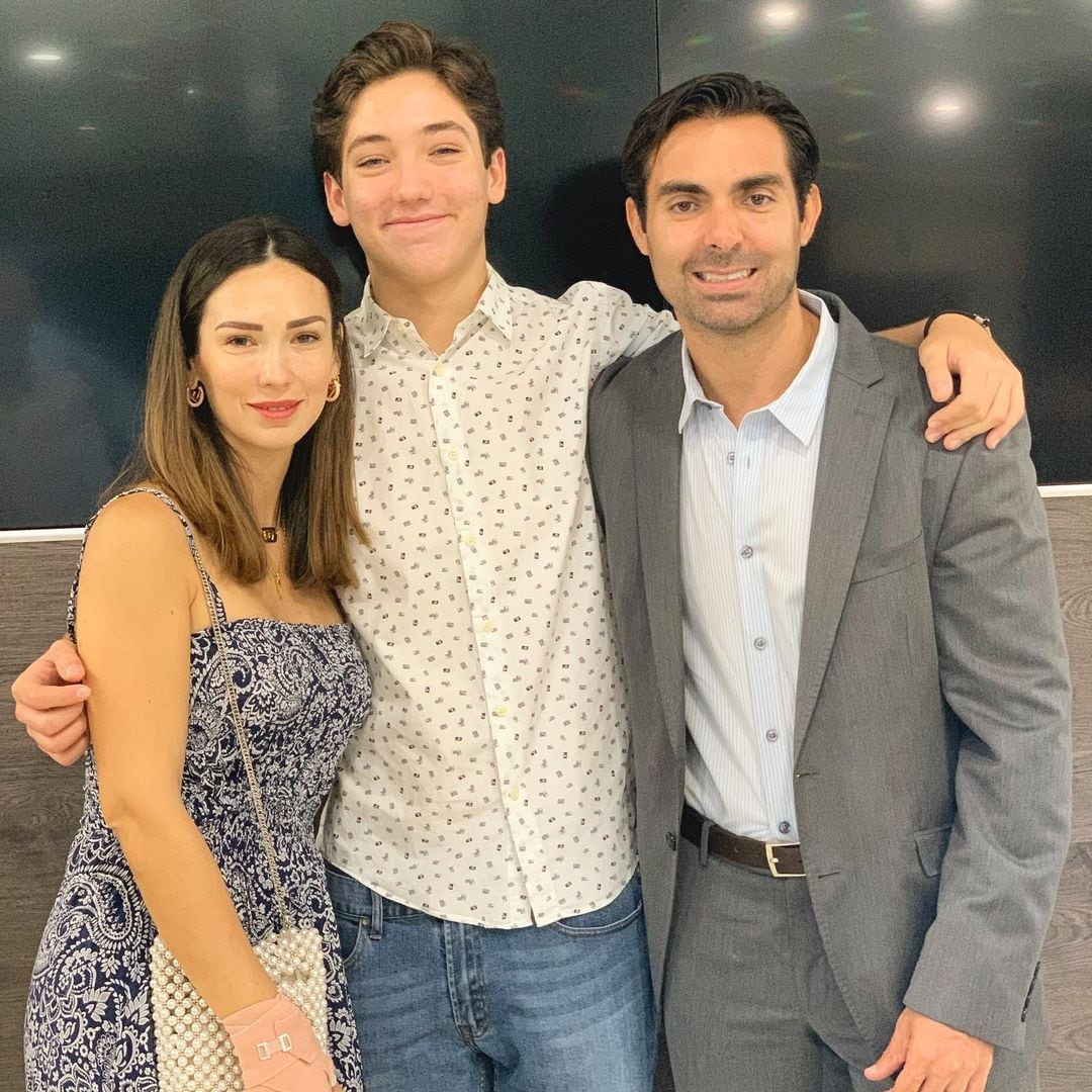 Charito Ruiz, Jorge D'Alessio Jr y Ernesto D'Alessio.