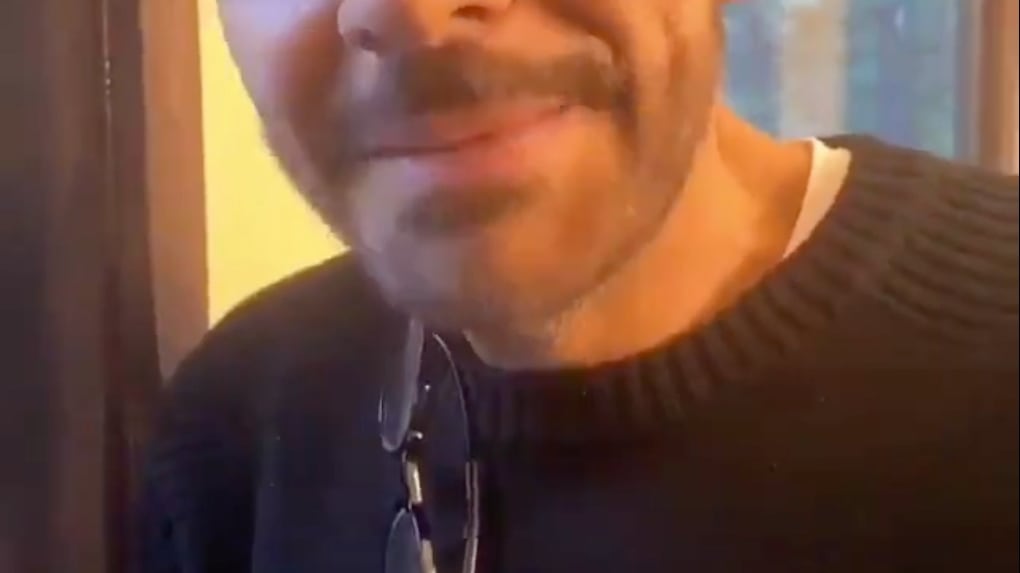 Eugenio Derbez: Critican decoración de su árbol navideño