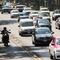 Hoy no circula 10 de enero: ¿Qué autos con engomado rosa descansan el martes en CDMX y Estado de México?