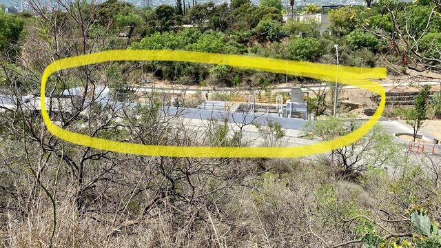 Planta tratadora de aguas residuales A CIELO ABIERTO.