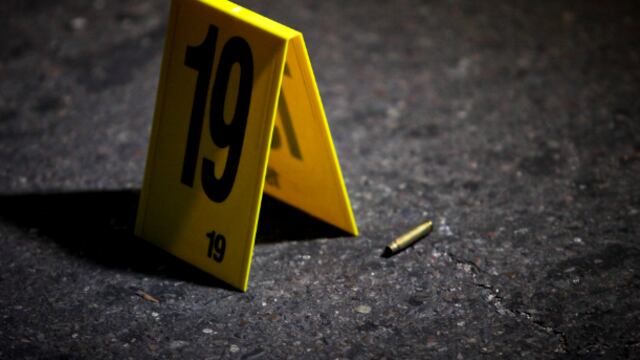 Niño de 5 años muere, durante los festejos de Año Nuevo, por una bala perdida.