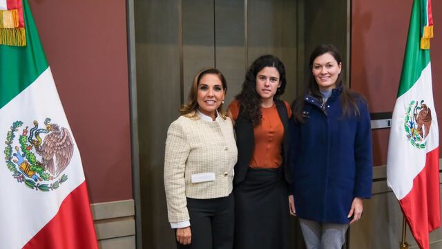 Mara Lezama, Luisa María Alcalde y Lyndia Quiroz