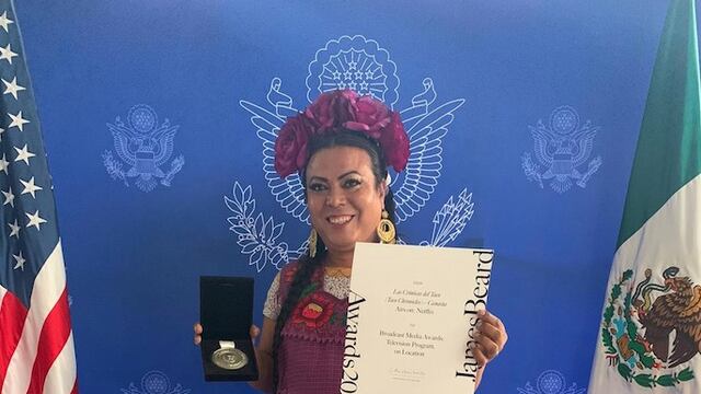 Lady Tacos de Canasta