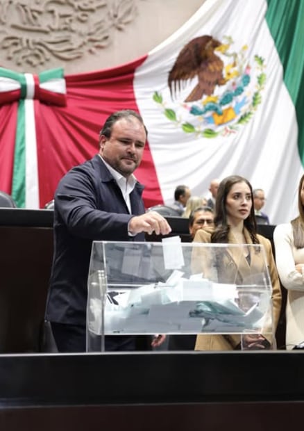 Adrián González Naveda