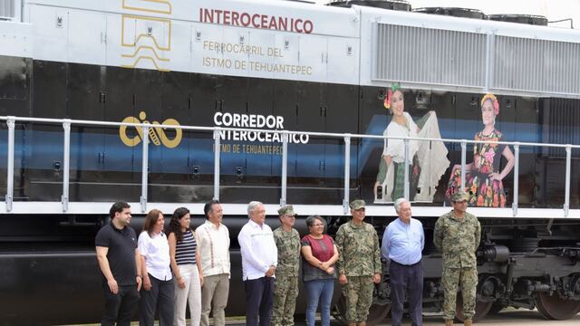 Tren Interoceánico Coatzacoalcos-Palenque: la primera locomotora tiene un emblema de 4 mujeres