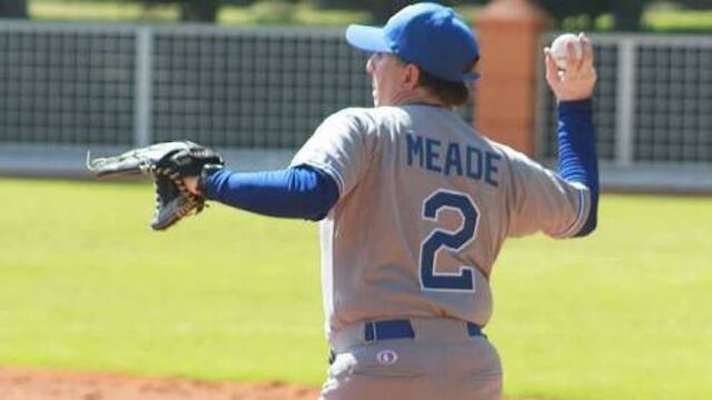 Necesita luchar por conseguir más energía cósmica para llegar a la meta, de eso depende