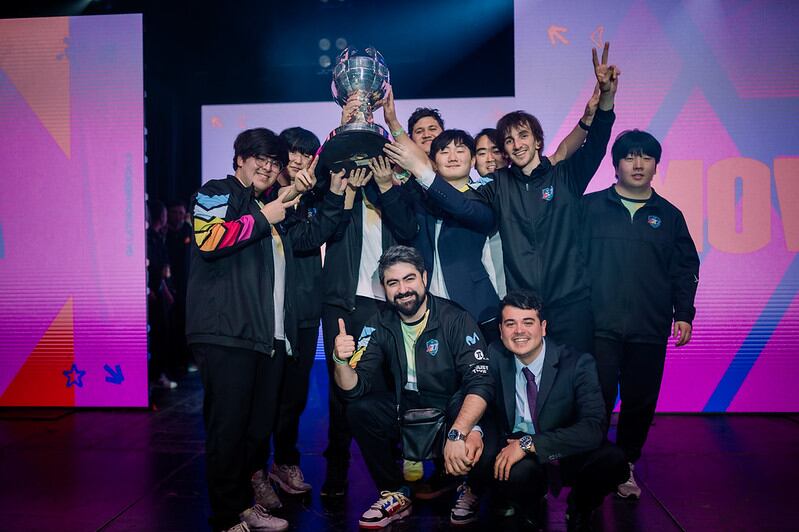 Rainbow7 campeones de la LLA de League of Legends