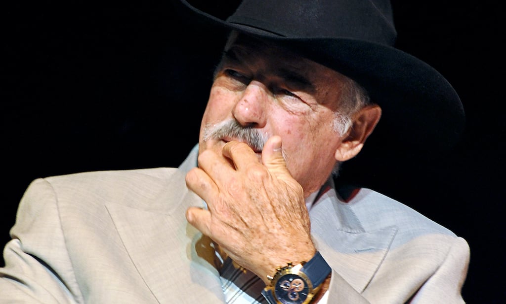 Andrés García