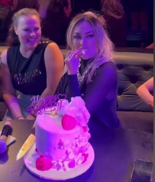 Aracely Arámbula festeja su cumpleaños