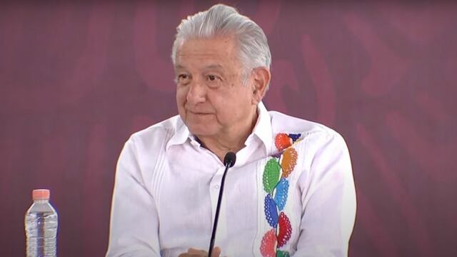 AMLO señala que solo conservadores y “fifís” critican apoyos sociales