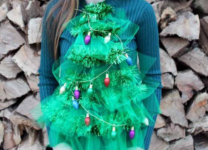 5 ideas fáciles para hacer un ugly suéter en casa y así celebrar el Día de los Suéteres Feos por Navidad 2024