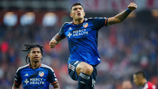 Brandon Vázquez.