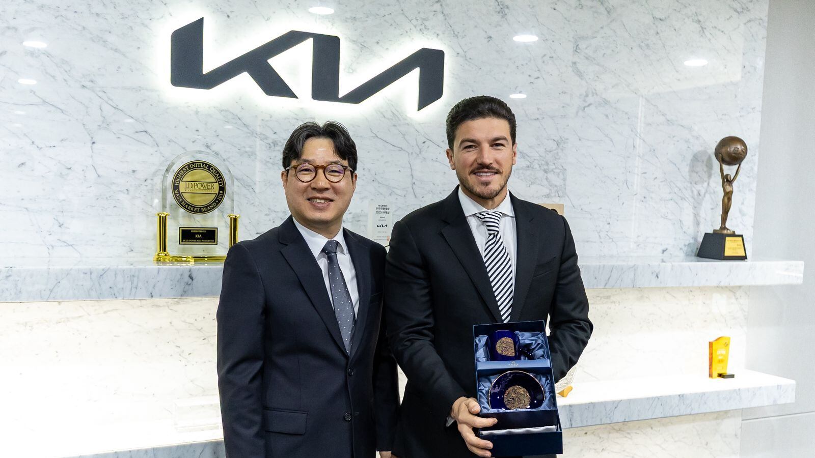 Samuel García logra inversión de 600 mdd de KIA para Nuevo León