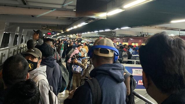 Retrasos en la Línea 3 del Metro CDMX hoy 27 de marzo