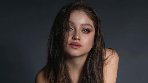 Karol Sevilla ignora a Emilio Osorio, pero no niega ser novia de Mario Bautista