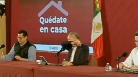 "¿Ahora quién podrá salvarnos?": López-Gatell sufre ataque de tos y desata ola de memes