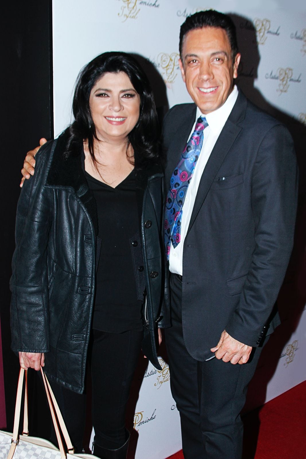 Omar Fayad y Victoria Ruffo