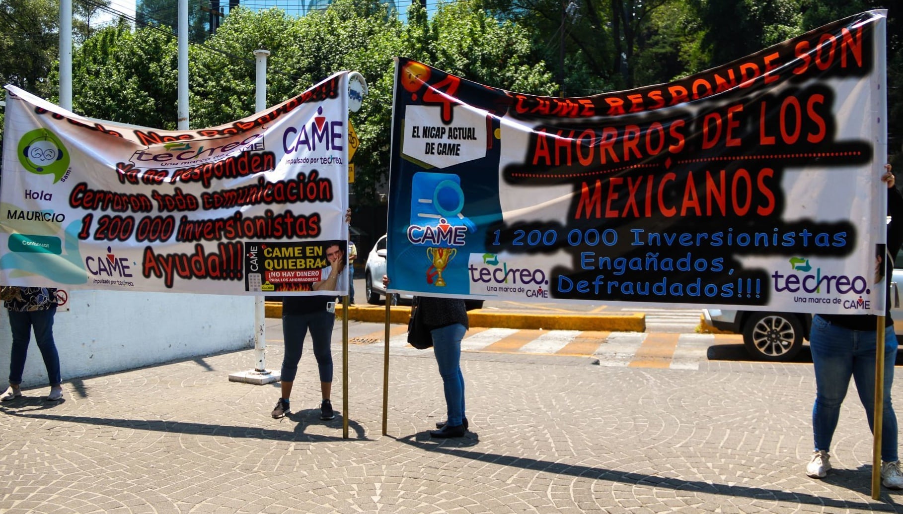 Protestas contra CAME frente a la Comisión Nacional Bancaria y de Valores