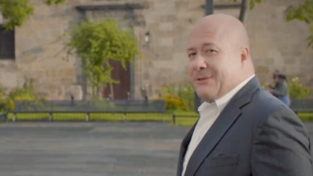 Enrique Alfaro asegura que “ha estado bien cabrón” en spot de su Quinto Informe de Gobierno