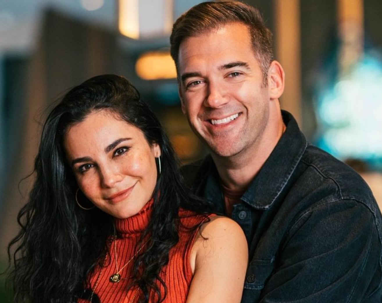 Martha Higareda y Lewis Howes