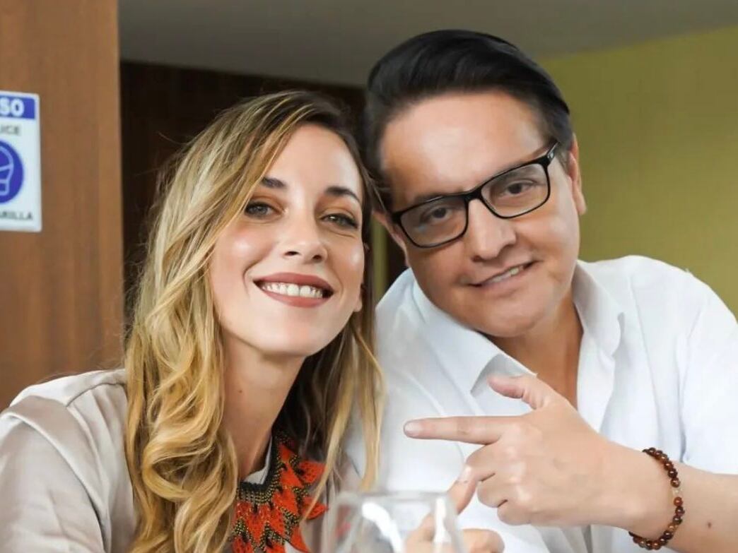 Andrea González tomará el lugar de Fernando Villavicencio en la candidatura presidencial