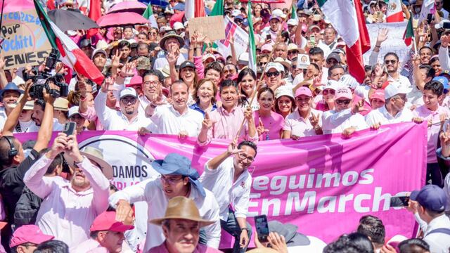 Mario Riestra y Eduardo Rivera Pérez marchan con 35 mil asistentes