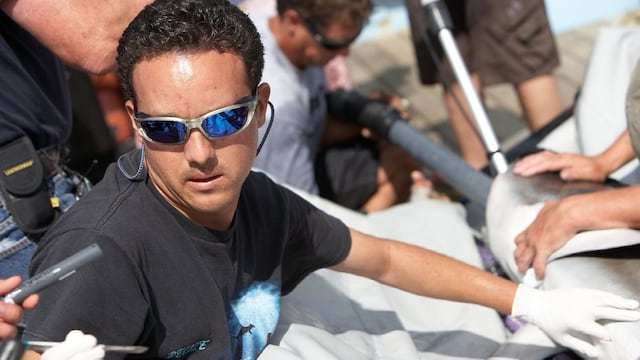 Mauricio Hoyos Padilla con lesiones graves tras ataque de tiburón en Costa Rica