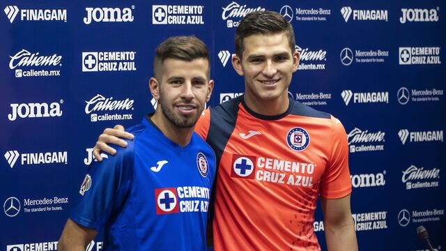 Ceppelini en su presentación junto a Sebastián Jurado