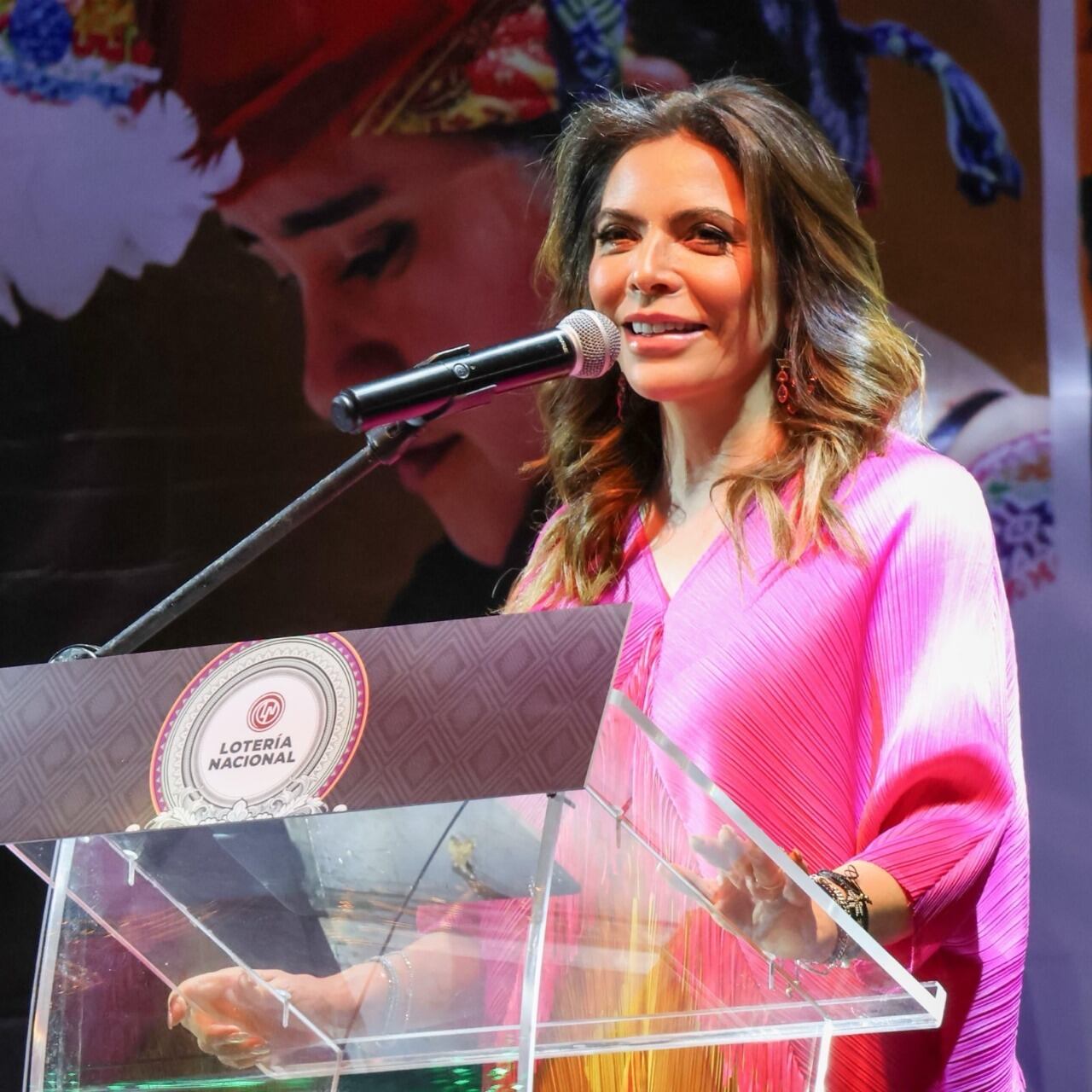 Lotería Nacional rinde homenaje a Festival Huey Atlixcáyotl