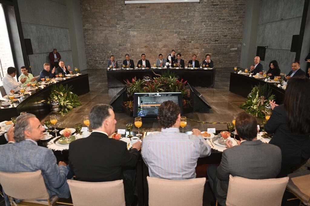 Ricardo Gallardo encabeza reunión con la presencia de Claudia Sheibaum