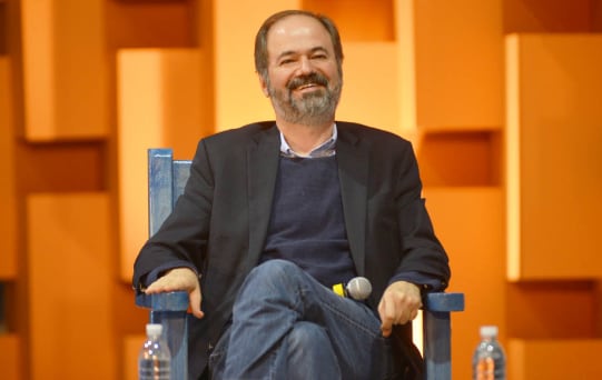 Supongo que Juan no ha leído casi nada de Reyes, y por eso habla de oídas.