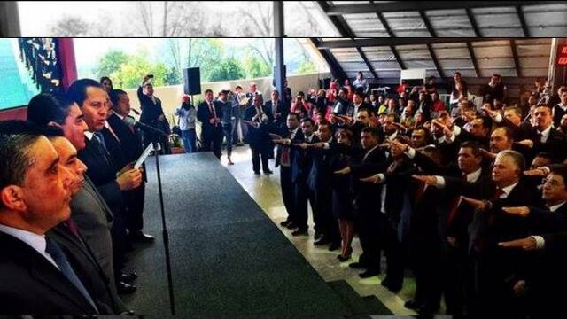El mandatario mexiquense exhortó a los profesores que no han llevado a cabo este trámite, a concluirlo antes del sábado 31 de octubre, ya que de no hacerlo, no podrán presentarse a la evaluación y serán retirados de sus funciones, como lo dispone la normatividad federal.