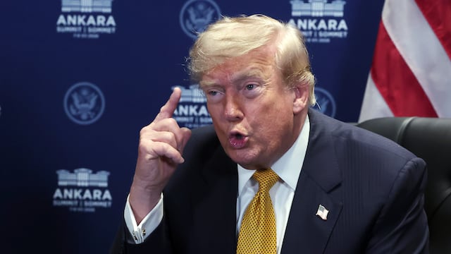 Donald Trump termina el alto al fuego con Irán