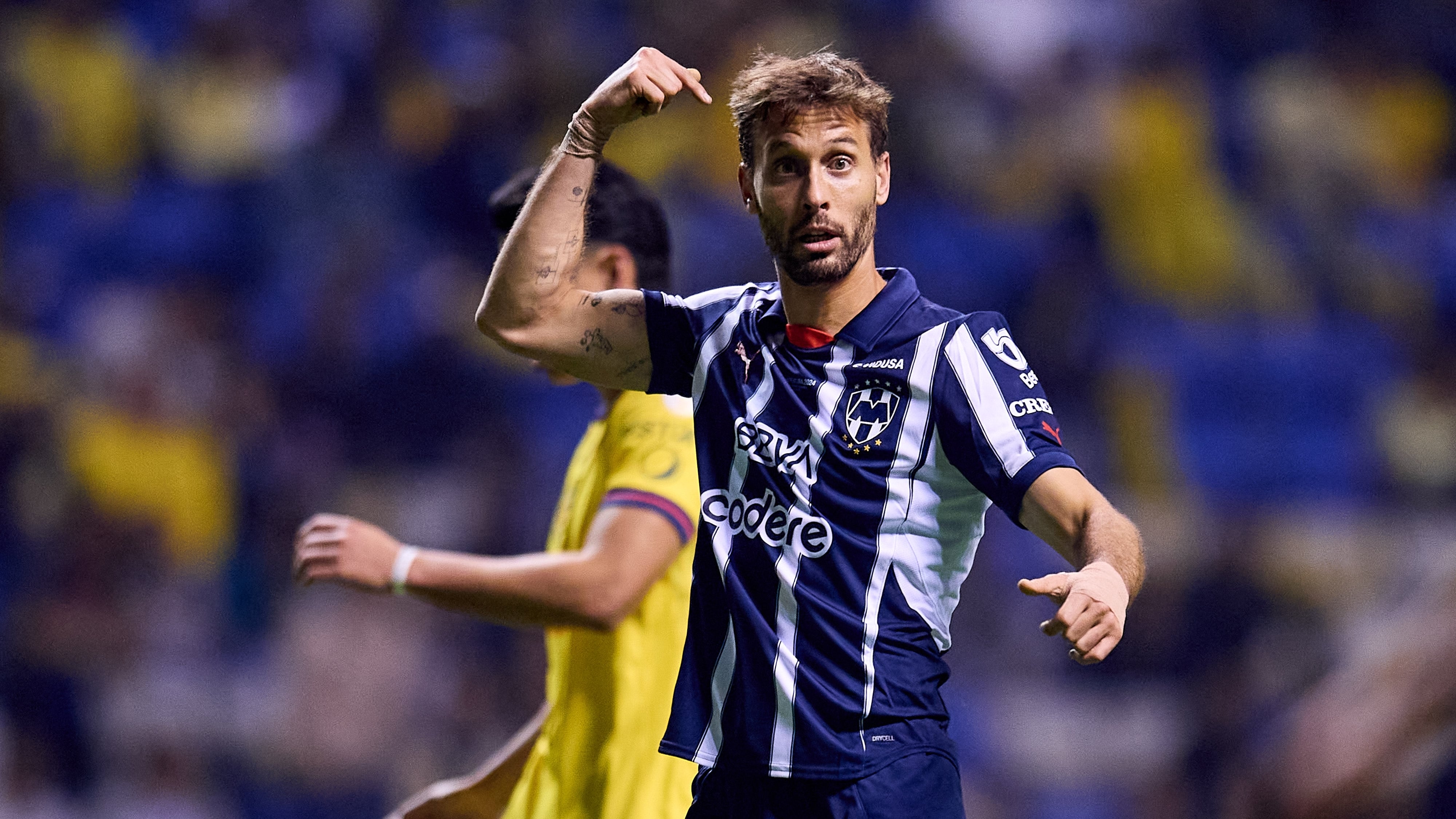 Revelan que Sergio Canales ya solicitó salir de Rayados y un grande ya levantó la mano