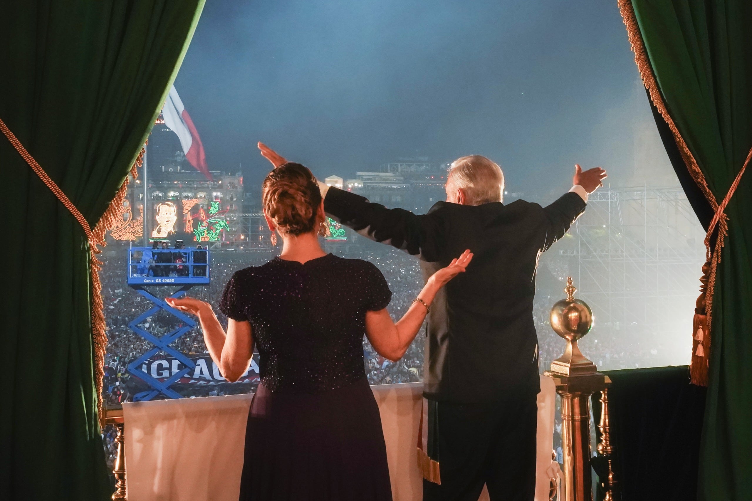 AMLO y Beatriz Gutiérrez