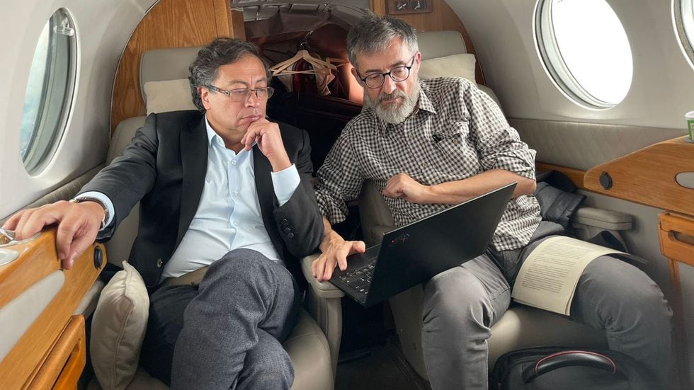 Antoni Gutiérrez-Rubí y Gustavo Petro