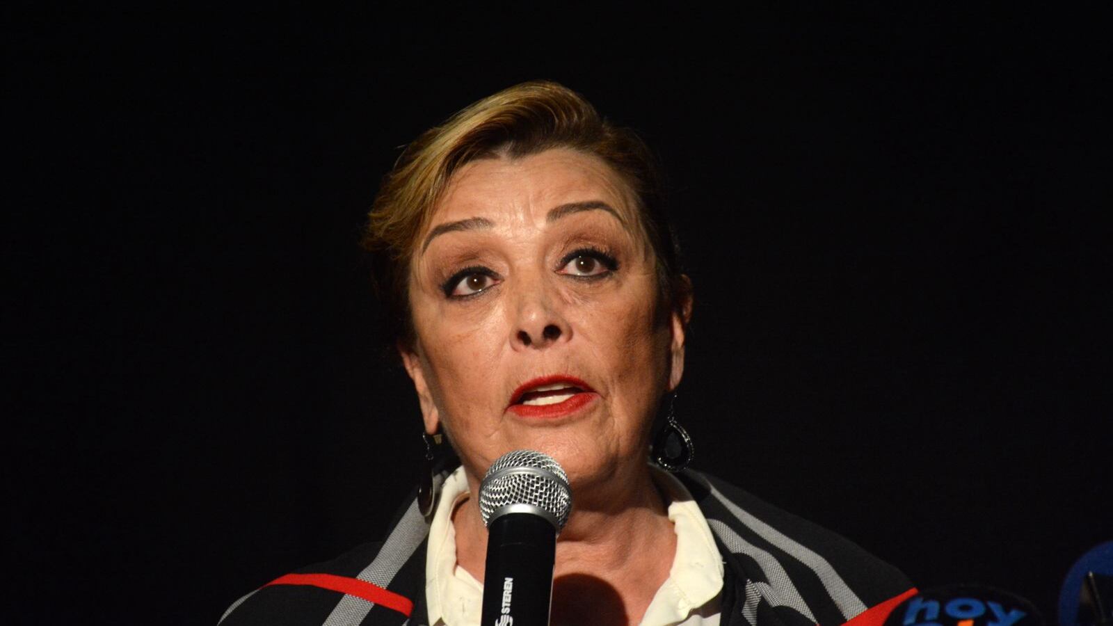 Sylvia Pasquel quiere que nos disculpemos por no creerle su versión de Mayela Laguna