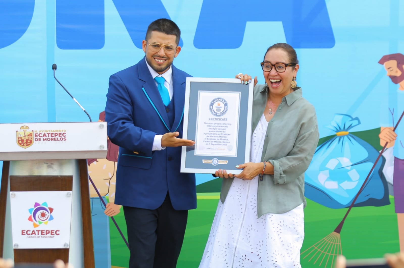 Ecatepec rompe récord Guinness en jornada de recolección de basura