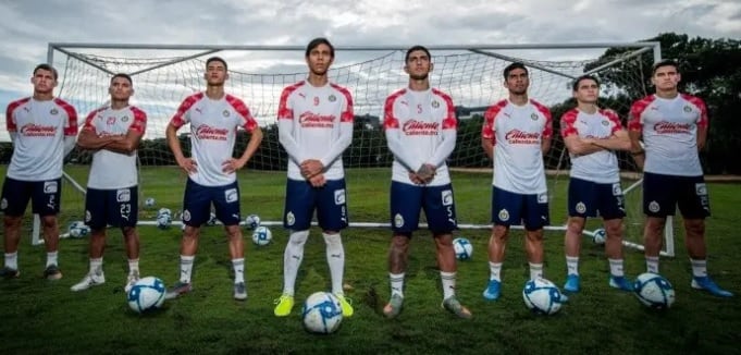 Refuerzos del Club Chivas