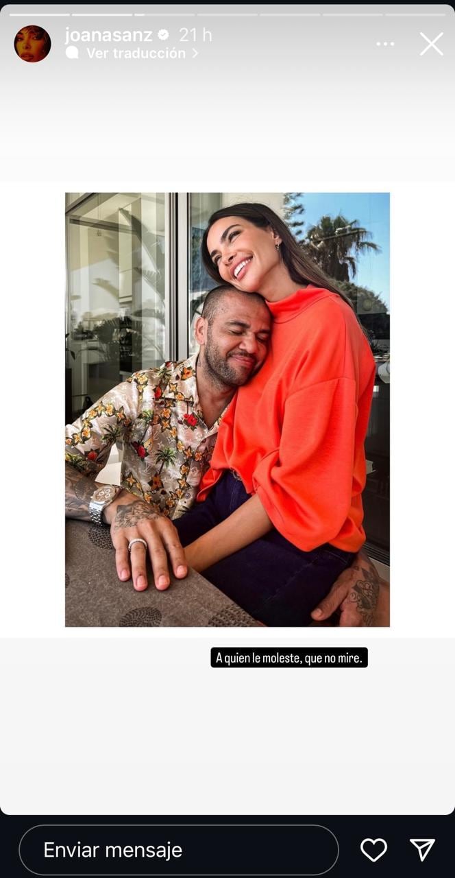Dani Alves y Joana Sanz