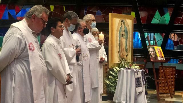 Misa en honor a jesuitas asesinados