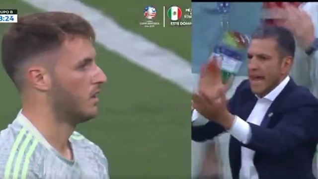 Esta fue la reacción de Jaime Lozano a la falla de Santiago Giménez