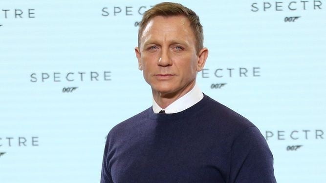 Daniel Craig
